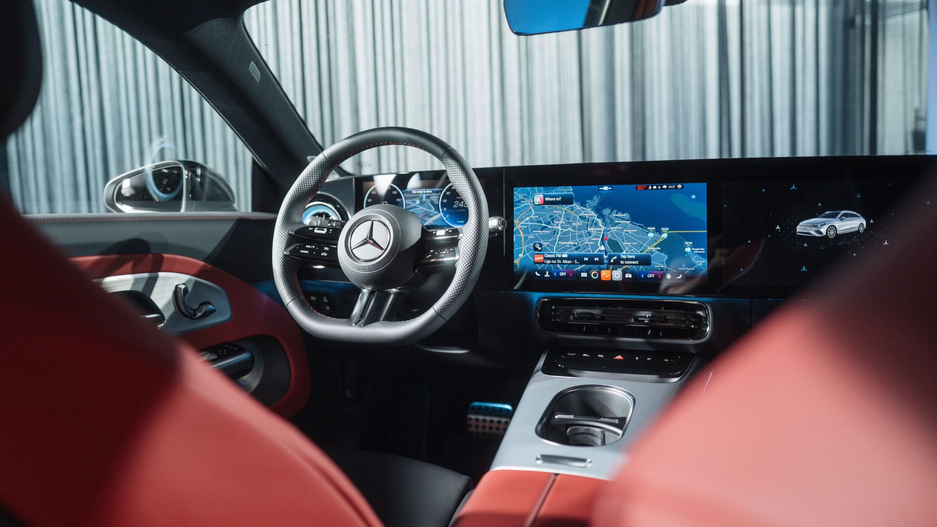 Bekannt: Das Cockpit entspricht dem der Limousine.