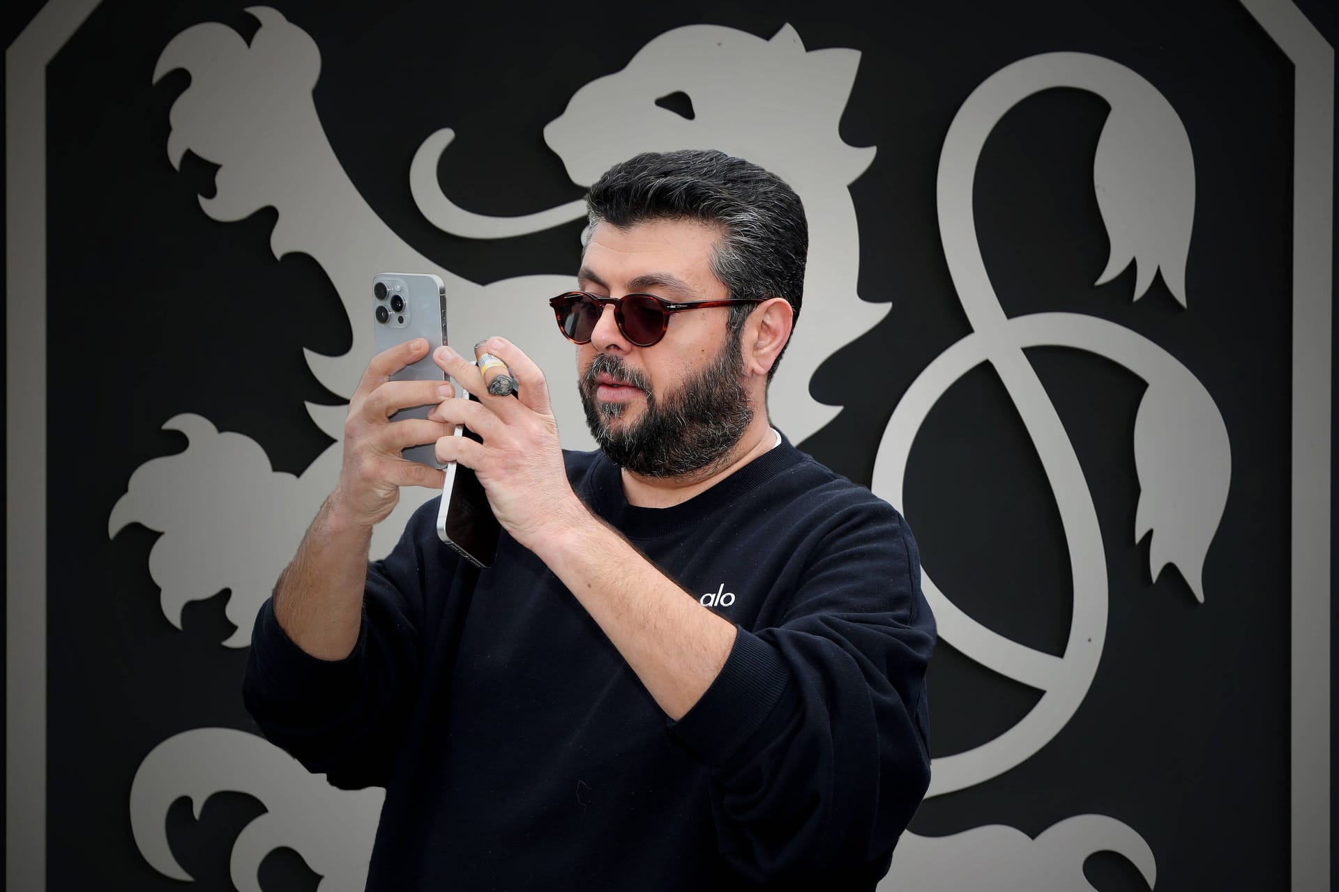 Hasan Ismaik (Archivbild/Fotomontage): Der Jordanier bleibt nach eigener Aussage doch bei den "Löwen".