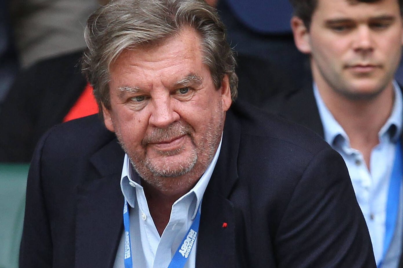 Der afrikanische Milliardär Johann Rupert bei einem Rugbyspiel im britischen Twickenham (Archivbild).