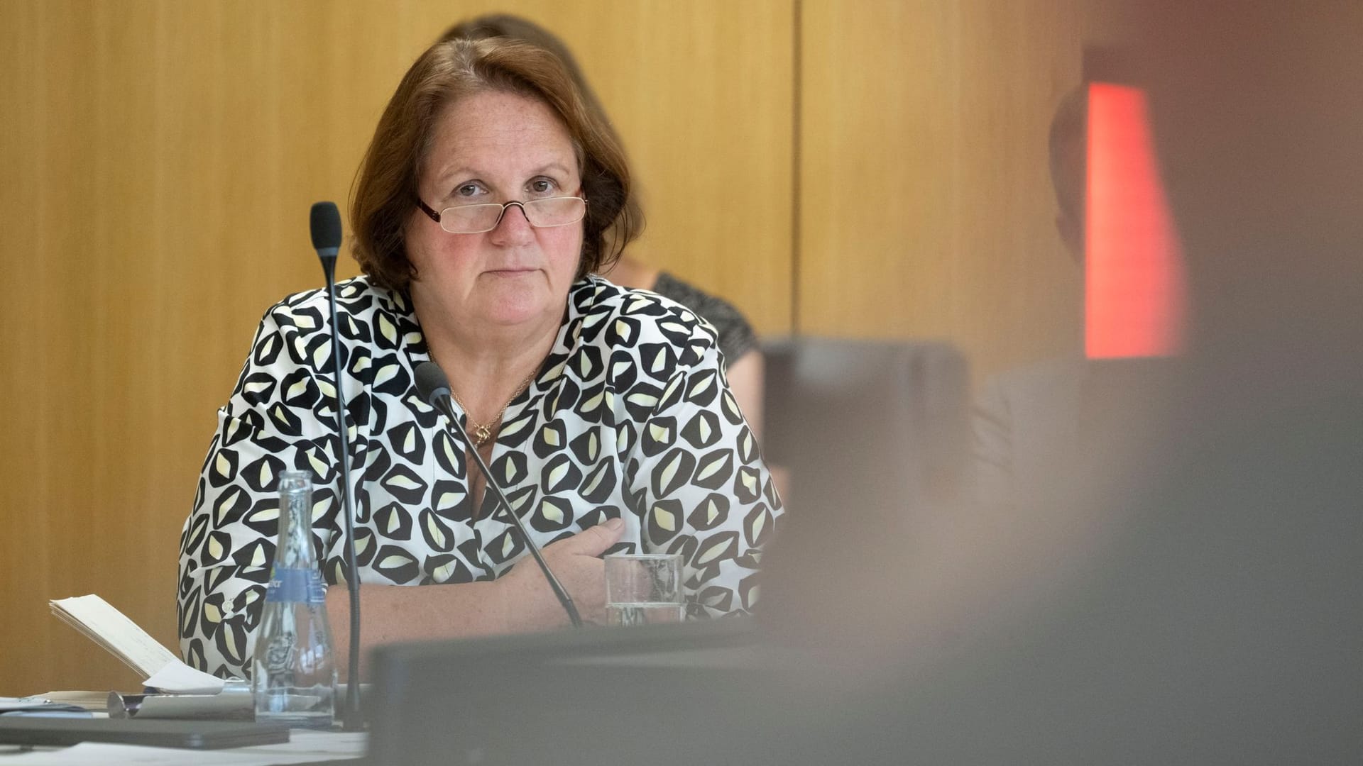 Bildungsausschuss zu unbesetzten Lehrerstellen Bildungsausschuss zu unbesetzten Lehrerstellen