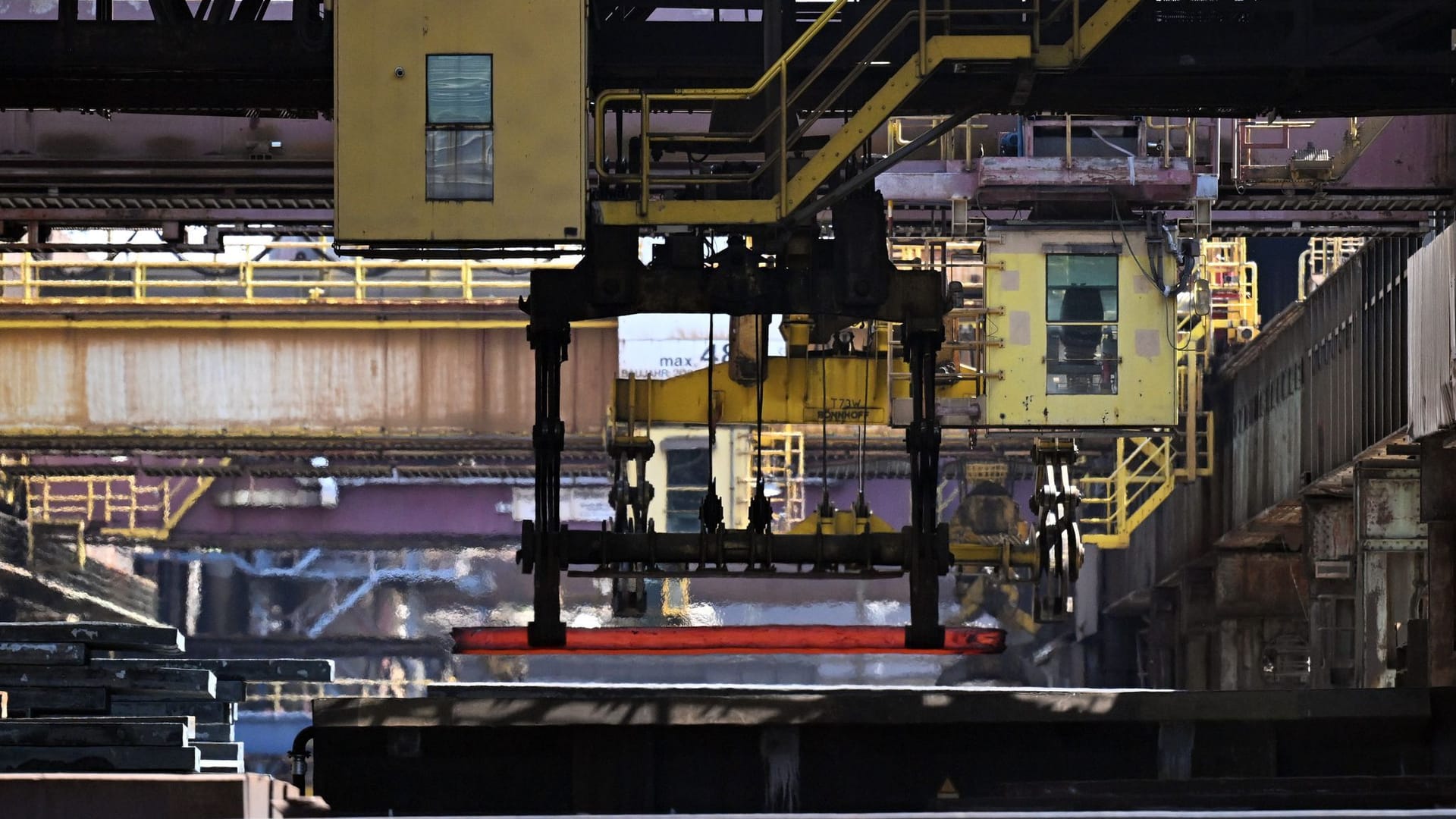 Thyssenkrupp nimmt 800 Millionen Euro-Anlage in Betrieb
