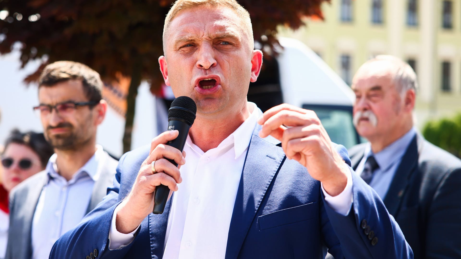 Robert Bąkiewicz (Archivbild): Der polnische Rechtsradikale hat die Bürgerwehr organisiert. Robert Bąkiewicz (Archivbild): Der polnische Rechtsradikale hat die Bürgerwehr organisiert.