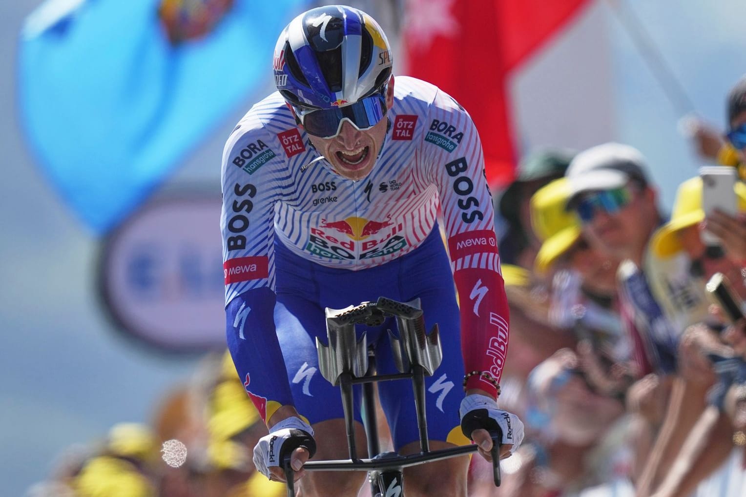 Holt weiter auf: Florian Lipowitz auf der 13. Etappe der Tour de France.