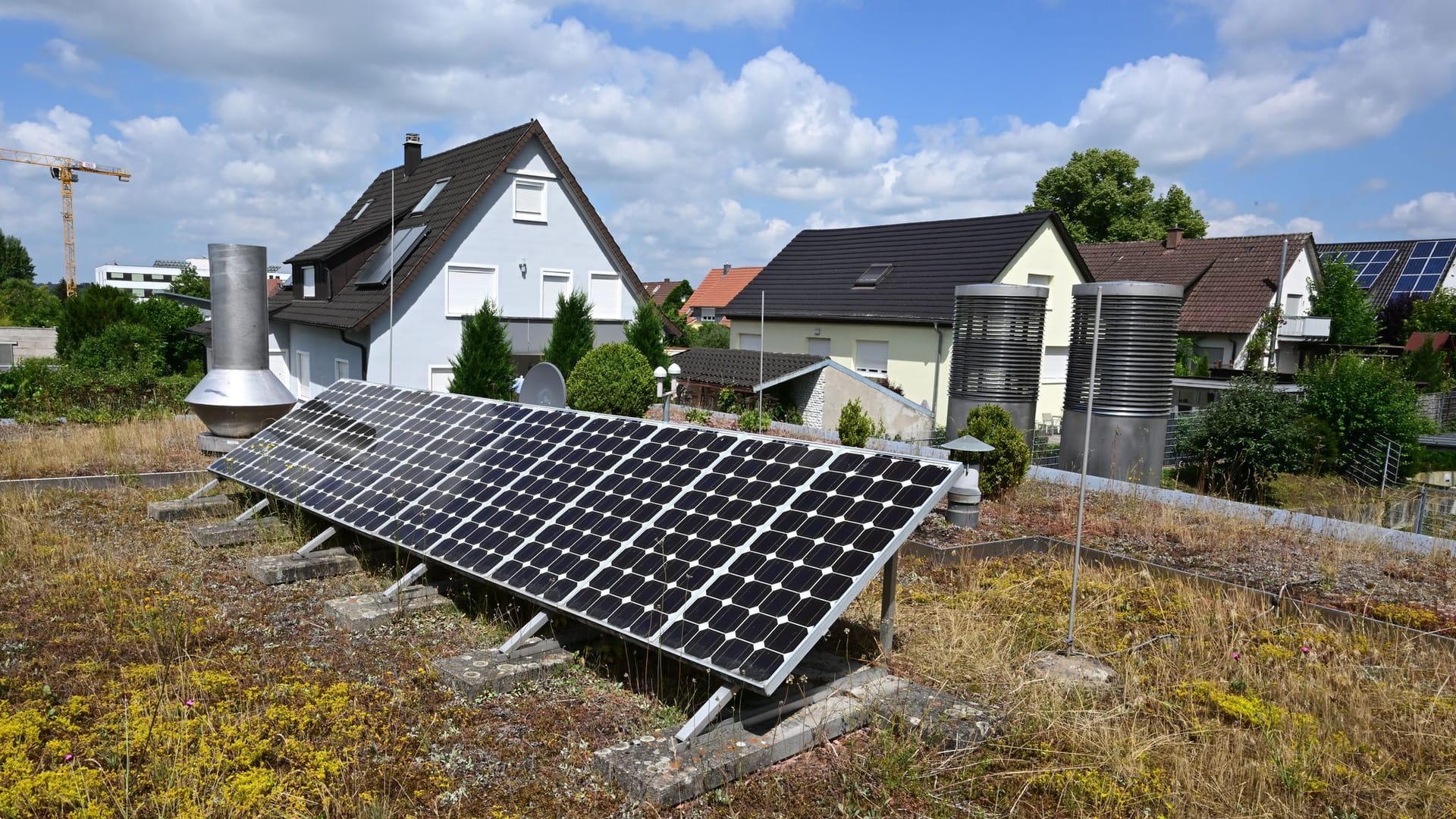 Bahn, Solarstrom, KI – was sich im August ändert