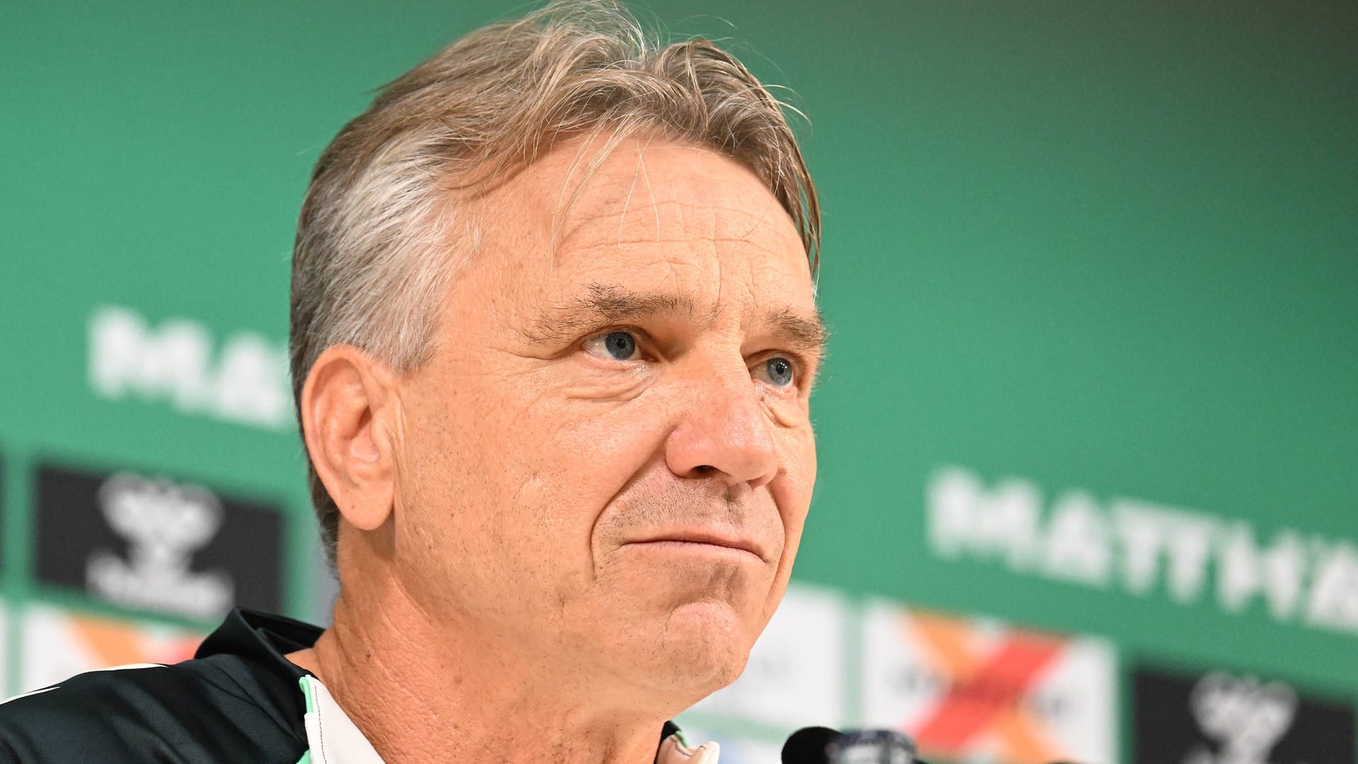 Cheftrainer Horst Steffen (Archivfoto): Er muss auf zwei Top-Spieler in den kommenden Wochen verzichten.