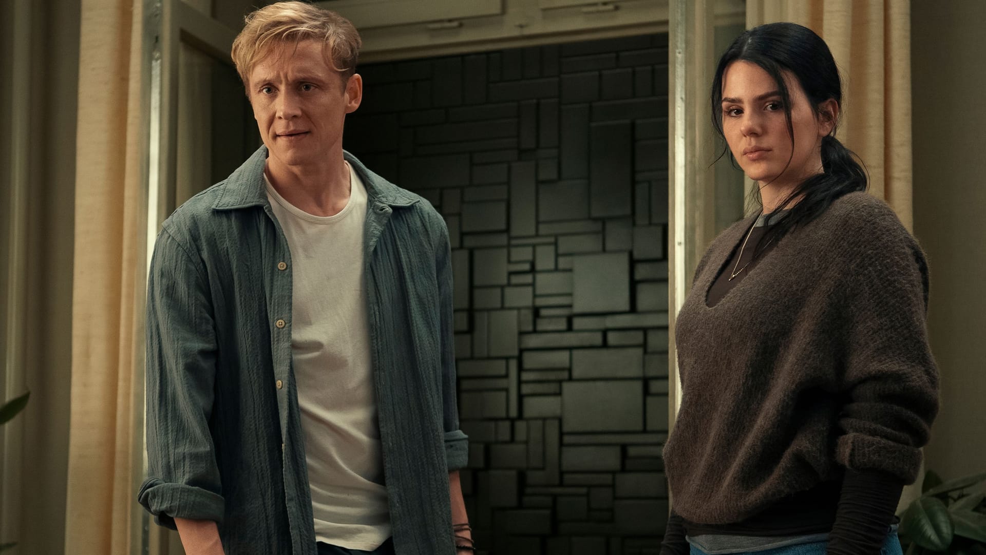 "Brick": Matthias Schweighöfer und Ruby O Fee.