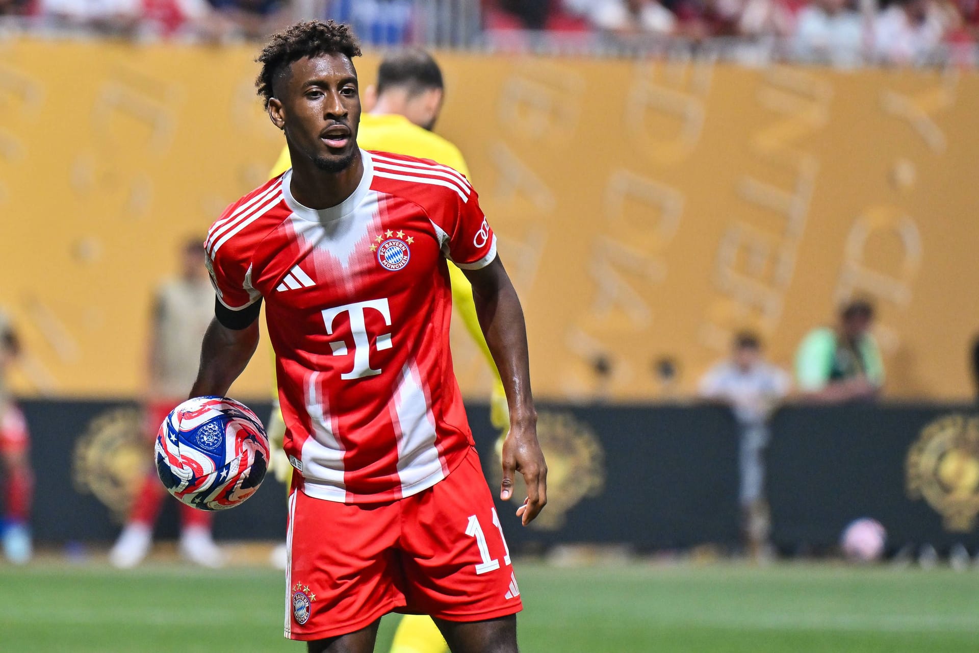 Kingsley Coman (bis 80.): Hochmotiviert gegen seinen Ex-Klub. Strahlte immer wieder Gefahr aus. Tolle Flanke auf Kane (39.). Prüfte Donnarumma aus spitzem Winkel (53.). Köpfte Hakimi an und bekam den Ball so nicht aufs Tor (58.). Note 2 Kingsley Coman (bis 80.): Hochmotiviert gegen seinen Ex-Klub. Strahlte immer wieder Gefahr aus. Tolle Flanke auf Kane (39.). Prüfte Donnarumma aus spitzem Winkel (53.). Köpfte Hakimi an und bekam den Ball so nicht aufs Tor (58.). Note 2