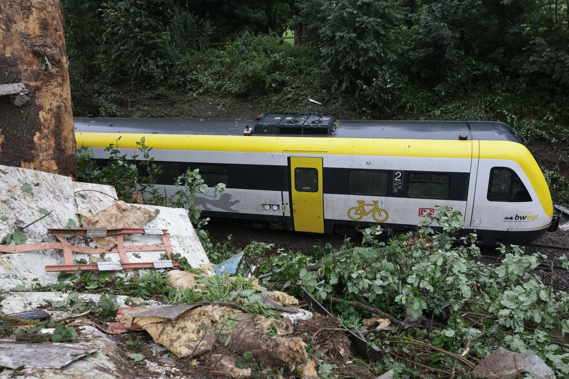 Personenzug entgleist in Oberschwaben