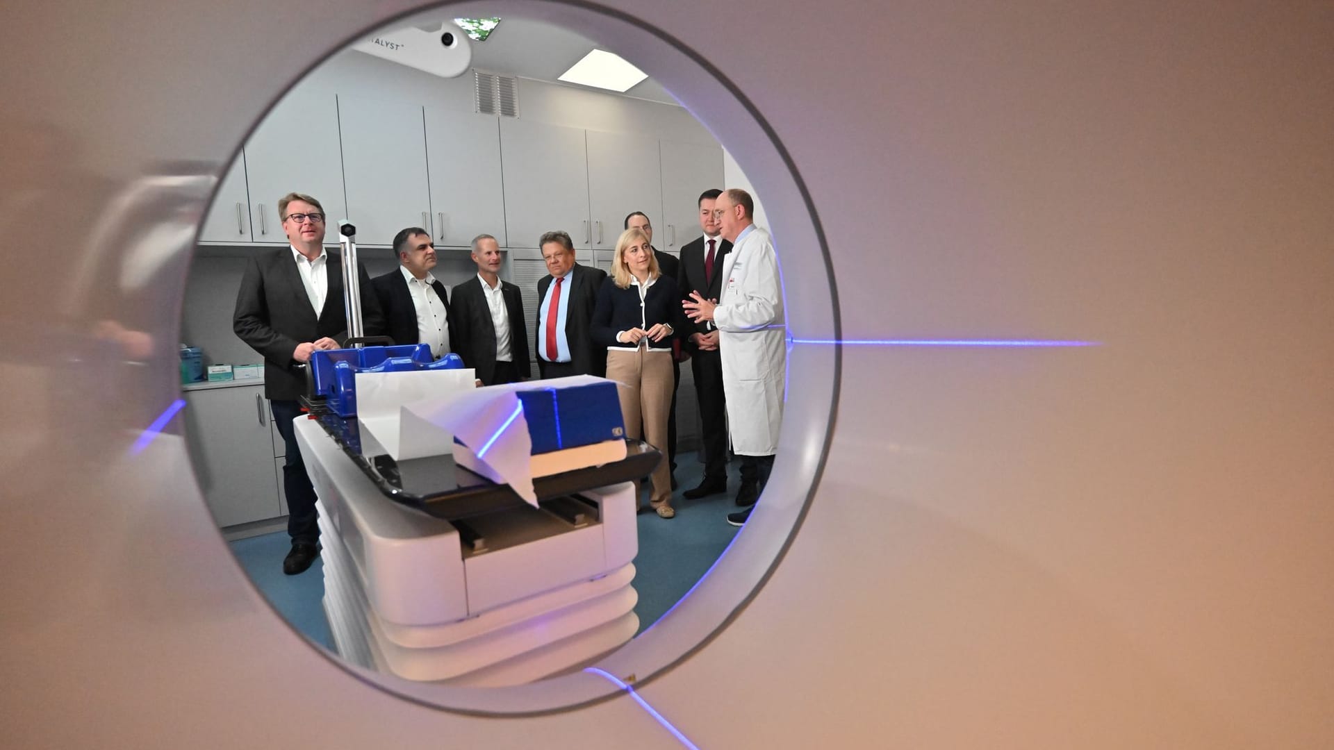 Warken besucht Städtisches Klinikum Braunschweig Warken besucht Städtisches Klinikum Braunschweig