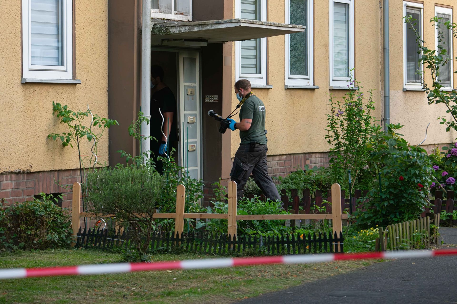 Frau in Dormagen tot gefunden: Sohn unter Mordverdacht