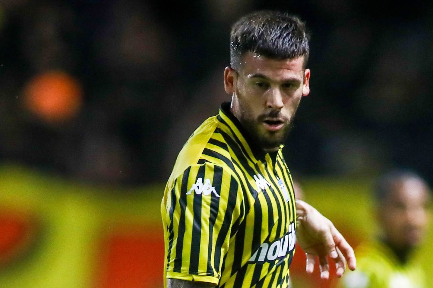 Carles Pérez: Der Fußballer ist aktuell in Griechenland aktiv.