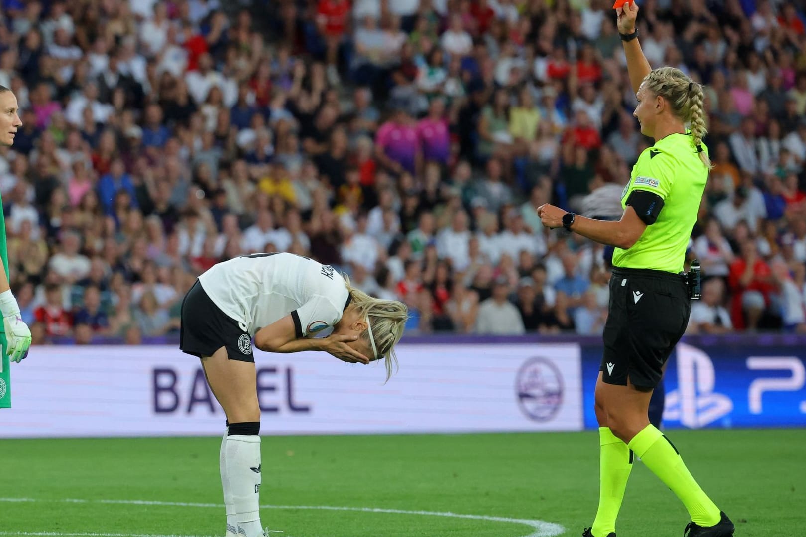 SOCCER-EURO-FRA-GER/REPORT