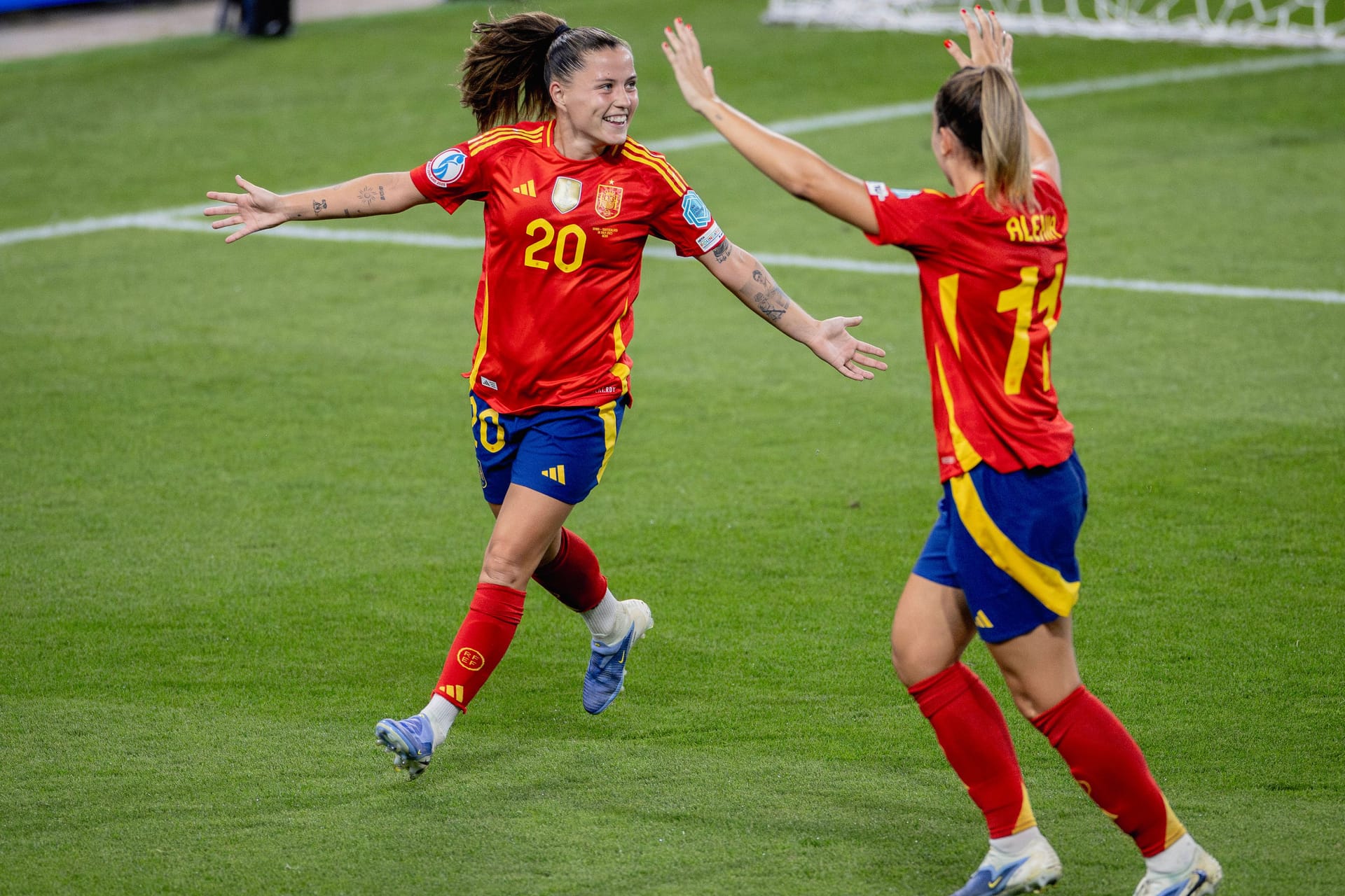 Die Entscheidung: Spaniens Claudia Pina feiert ihren Treffer zum 2:0.