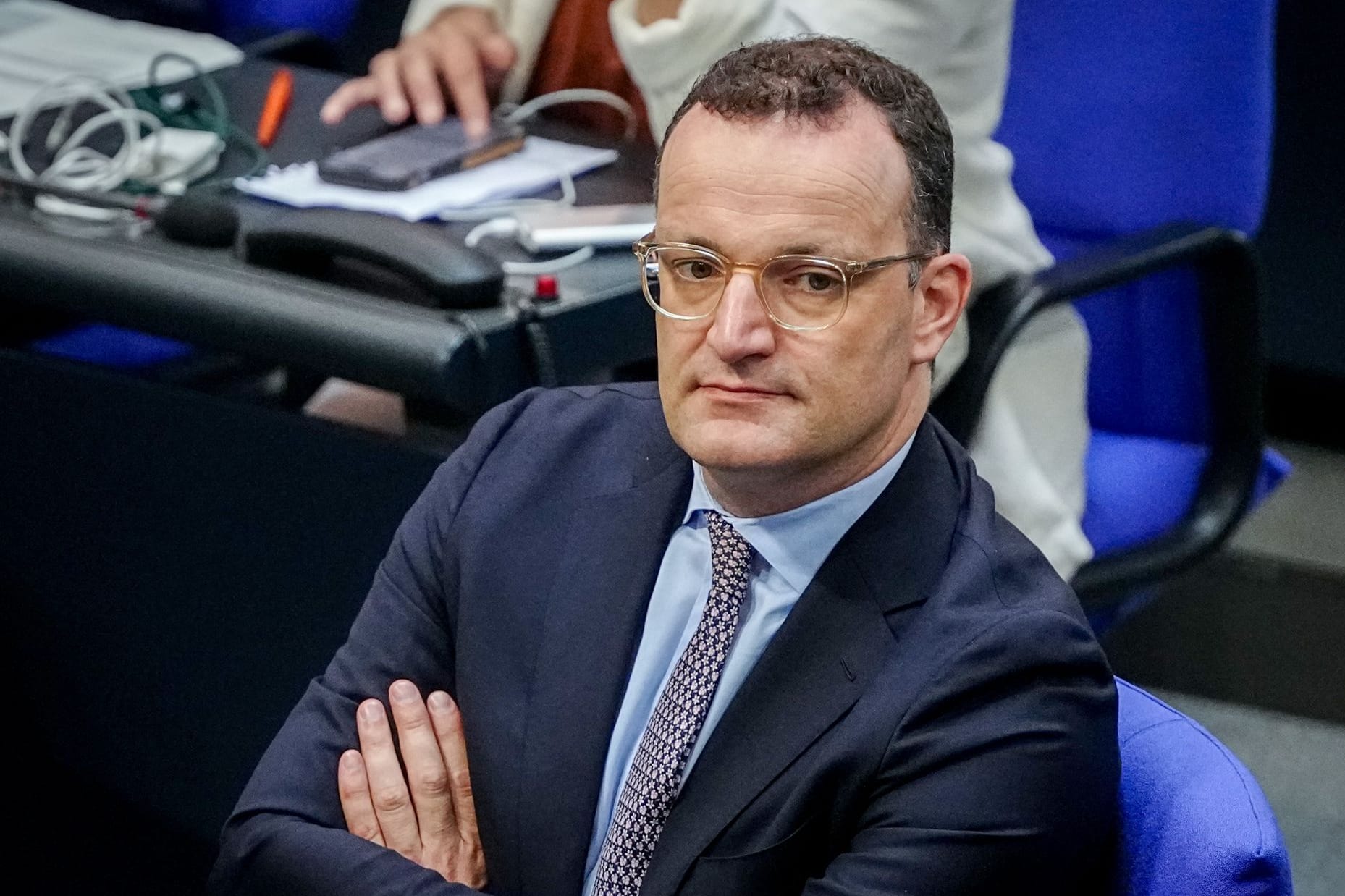 Jens Spahn im Bundestag: Die SPD macht den Fraktionschef der Union für die gescheiterte Richterwahl verantwortlich.