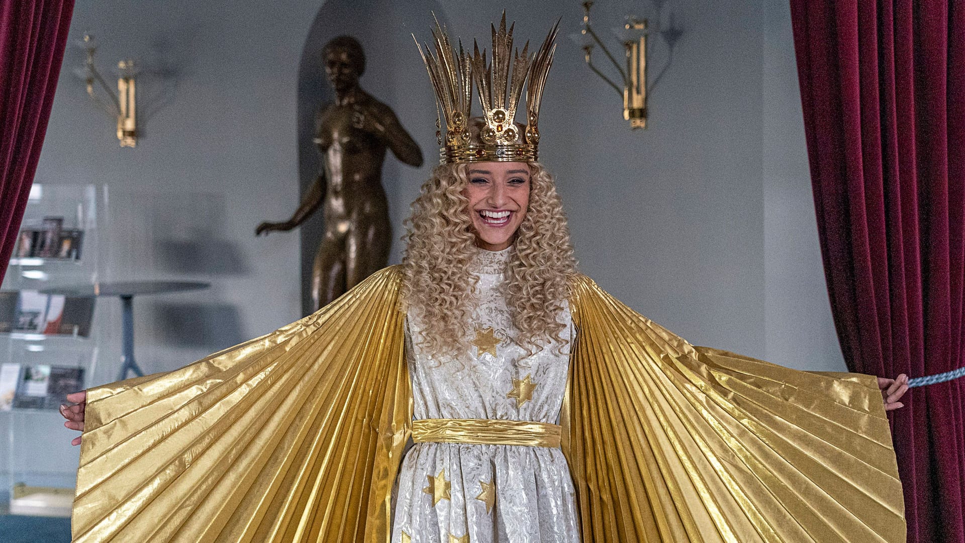 Das ehemalige Christkind Benigna Munsi (Archivbild): Alle zwei Jahre sucht Nürnberg ein neues Christkind.