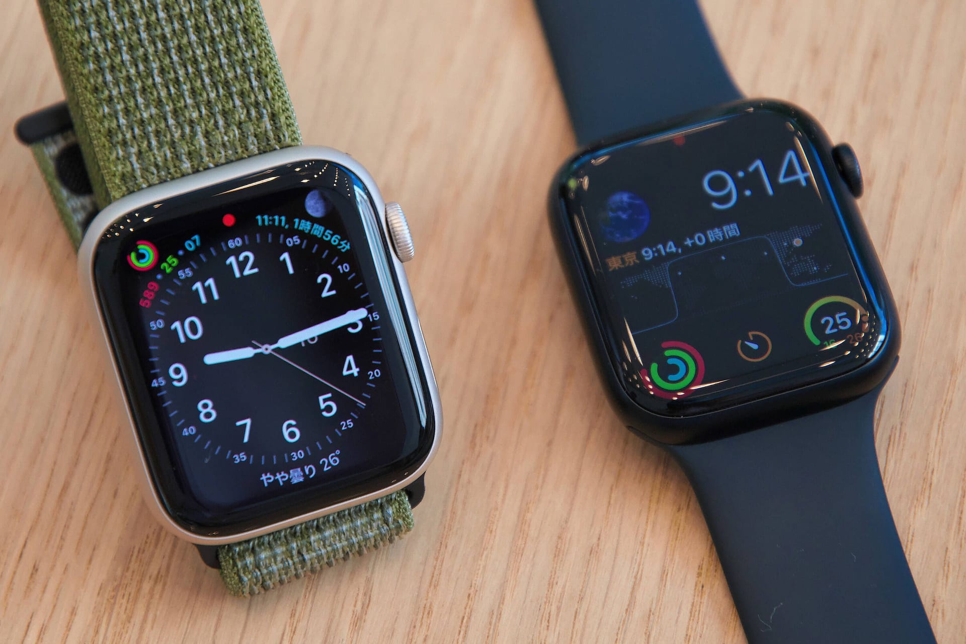 Die Apple Watch SE ist in der aktuellen 2. Generation im Angebot.