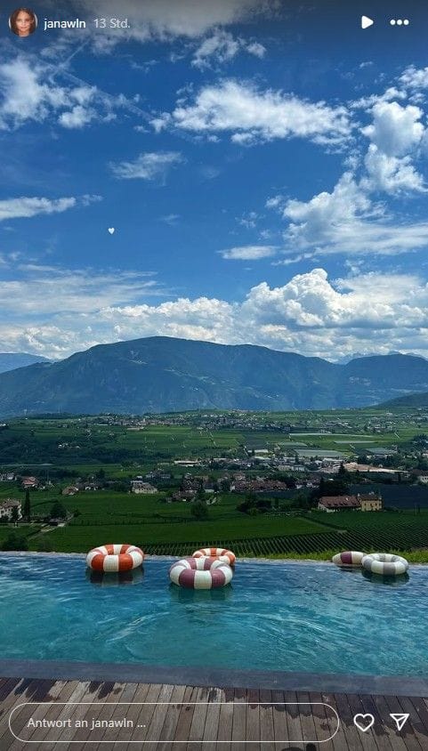 Ein Pool mit Aussicht.