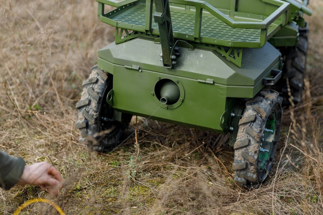 Ein Testgerät im Einsatz in der Ukraine. Ausländische Firmen können ihre neuen Produkte jetzt im Kriegseinsatz testen. (Symbolbild)