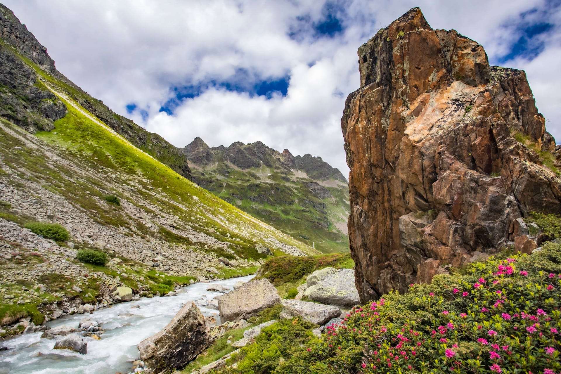 Alpenlandschaft im Montafon: Beliebte Region in Österreich wird Schauplatz eines tragischen Unglücks.