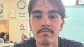 Darcy Deefholts (Archivbild): Der 19-Jährige verschwand beim Surfen – und wurde lebend gefunden.