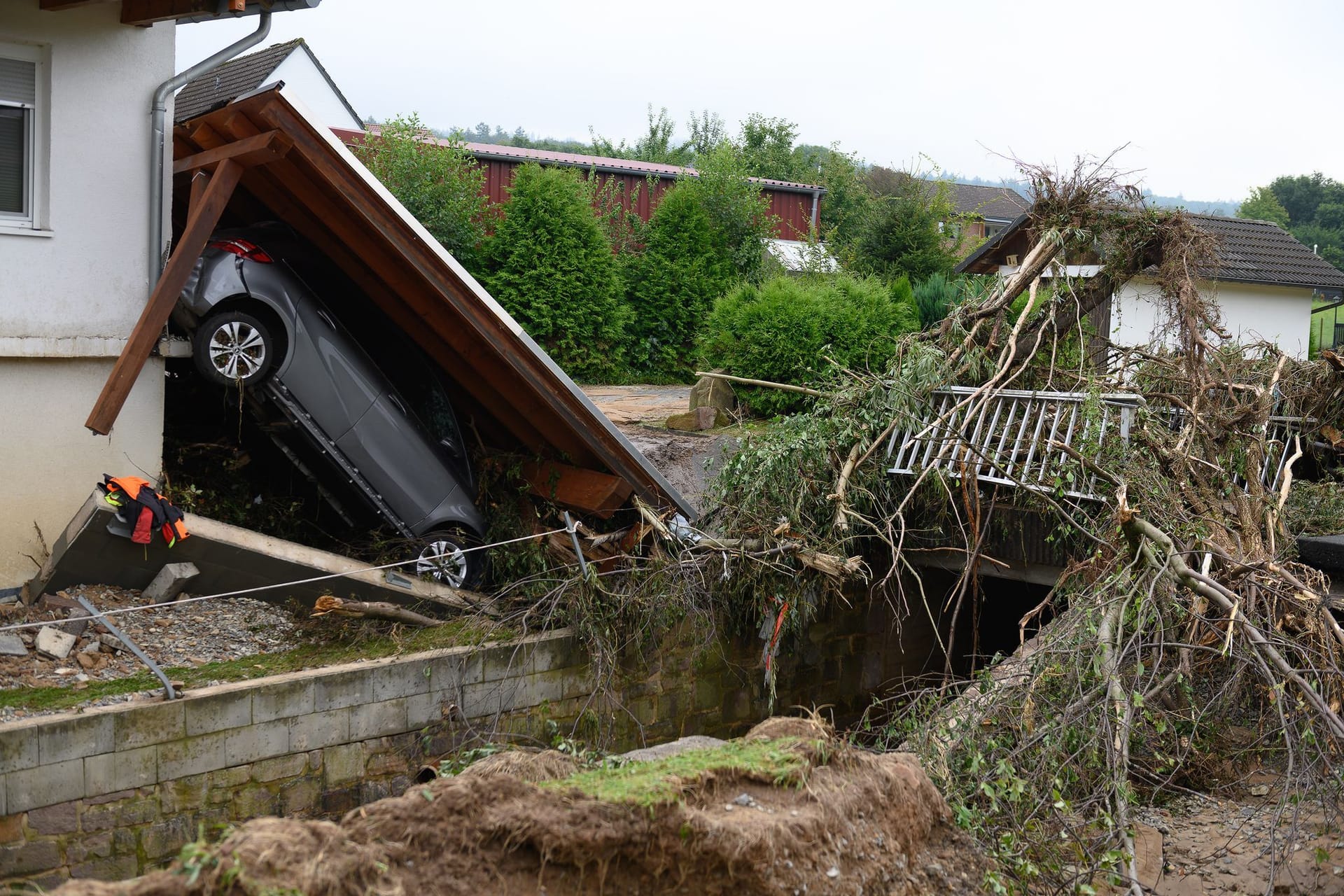 Unwetter in Nordhessen im Jahr 2024 (Archivbild): Starkregen kann erhebliche Schäden verursachen.