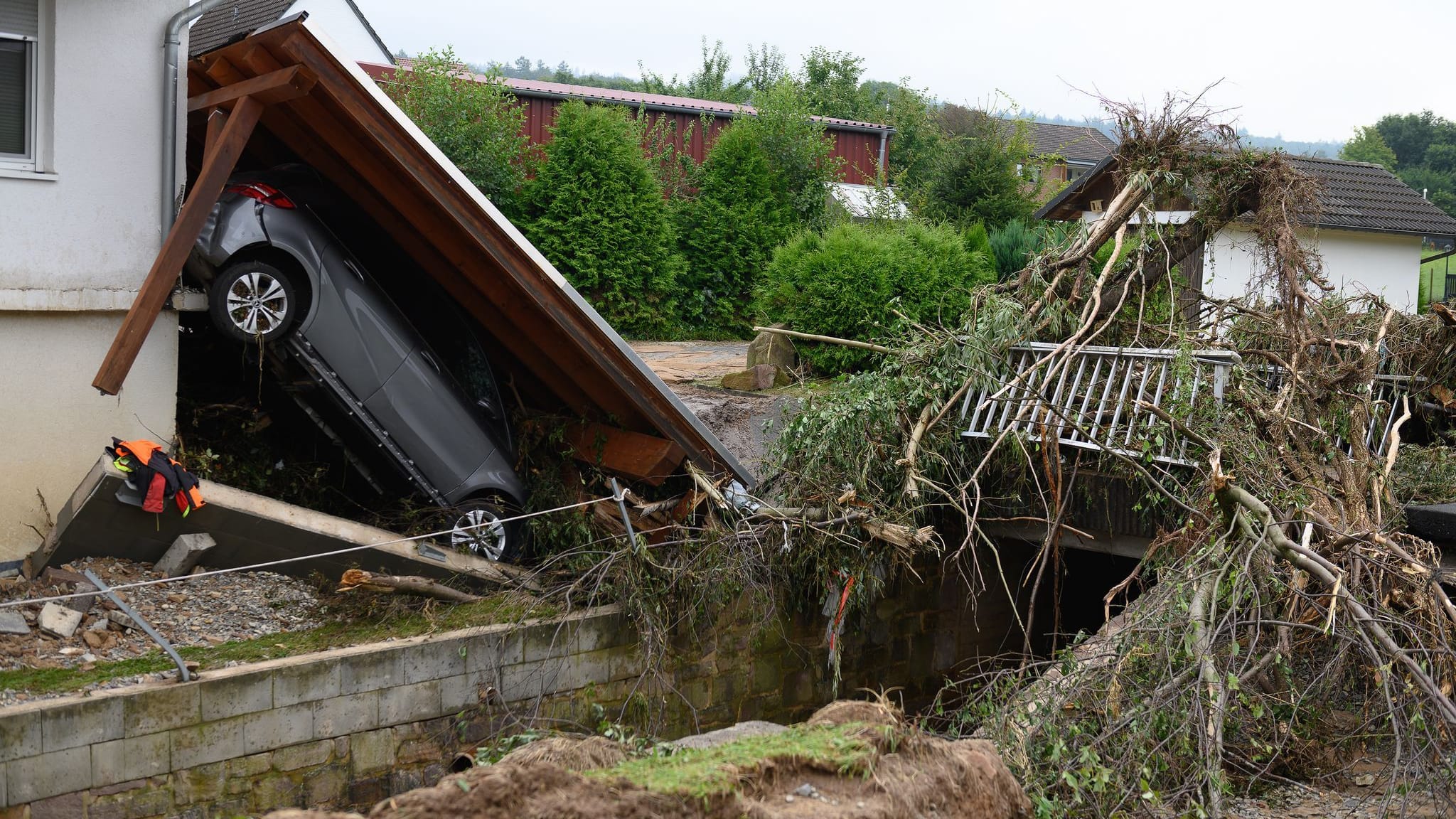 Unwetter in Nordhessen im Jahr 2024 (Archivbild): Starkregen kann erhebliche Schäden verursachen.