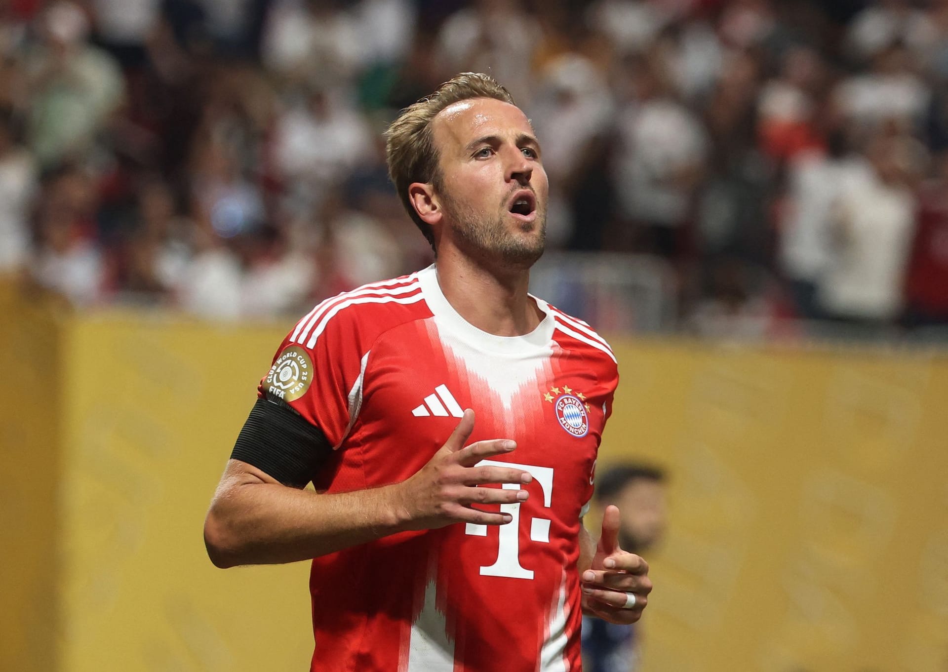Harry Kane: Leitete Olises ersten beiden Chancen stark mit ein (6., 27.). Traf den Ball bei seiner Kopfballchance nicht sauber und bekam ihn deshalb nicht aufs Tor (39.). Schöne Aktion und Flanke auf Coman (58.). Verlor den Ball vorm 0:1. Bei seinem Kopfballtor stand er im Abseits (88.). Note 4 Harry Kane: Leitete Olises ersten beiden Chancen stark mit ein (6., 27.). Traf den Ball bei seiner Kopfballchance nicht sauber und bekam ihn deshalb nicht aufs Tor (39.). Schöne Aktion und Flanke auf Coman (58.). Verlor den Ball vorm 0:1. Bei seinem Kopfballtor stand er im Abseits (88.). Note 4
