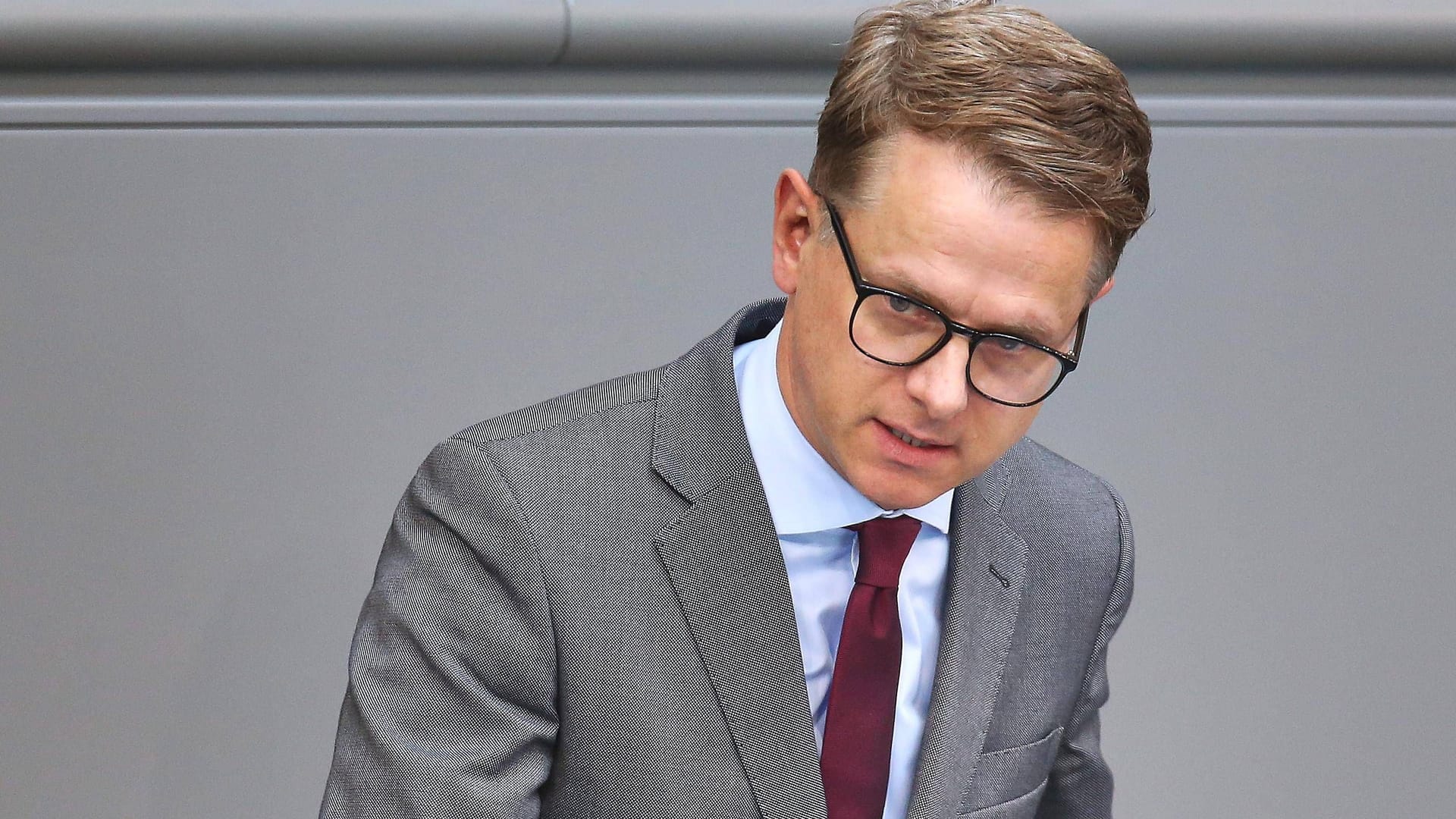 CDU-Generalsekretär Carsten Linnemann (Archivfoto): Er prophezeit erbitterte Debatten im Herbst.