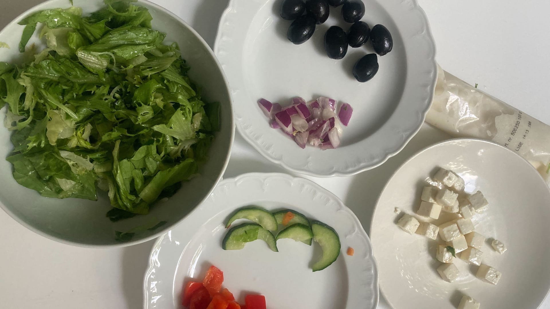 Griechischer Salat: Das steckt in dem To-Go-Salat.