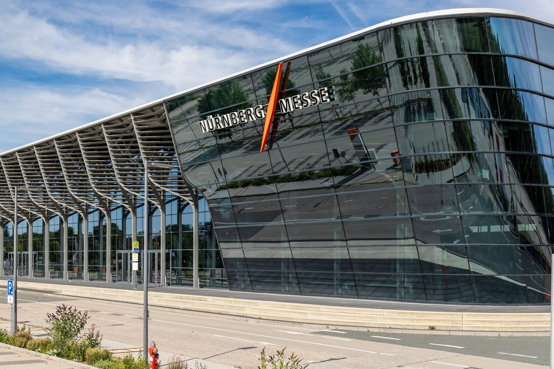 Das Messezentrum Nürnberg (Symbolbild): Die Bilanz für 2024 fällt laut den Messe-Chefs mehr als zufriedenstellend aus.