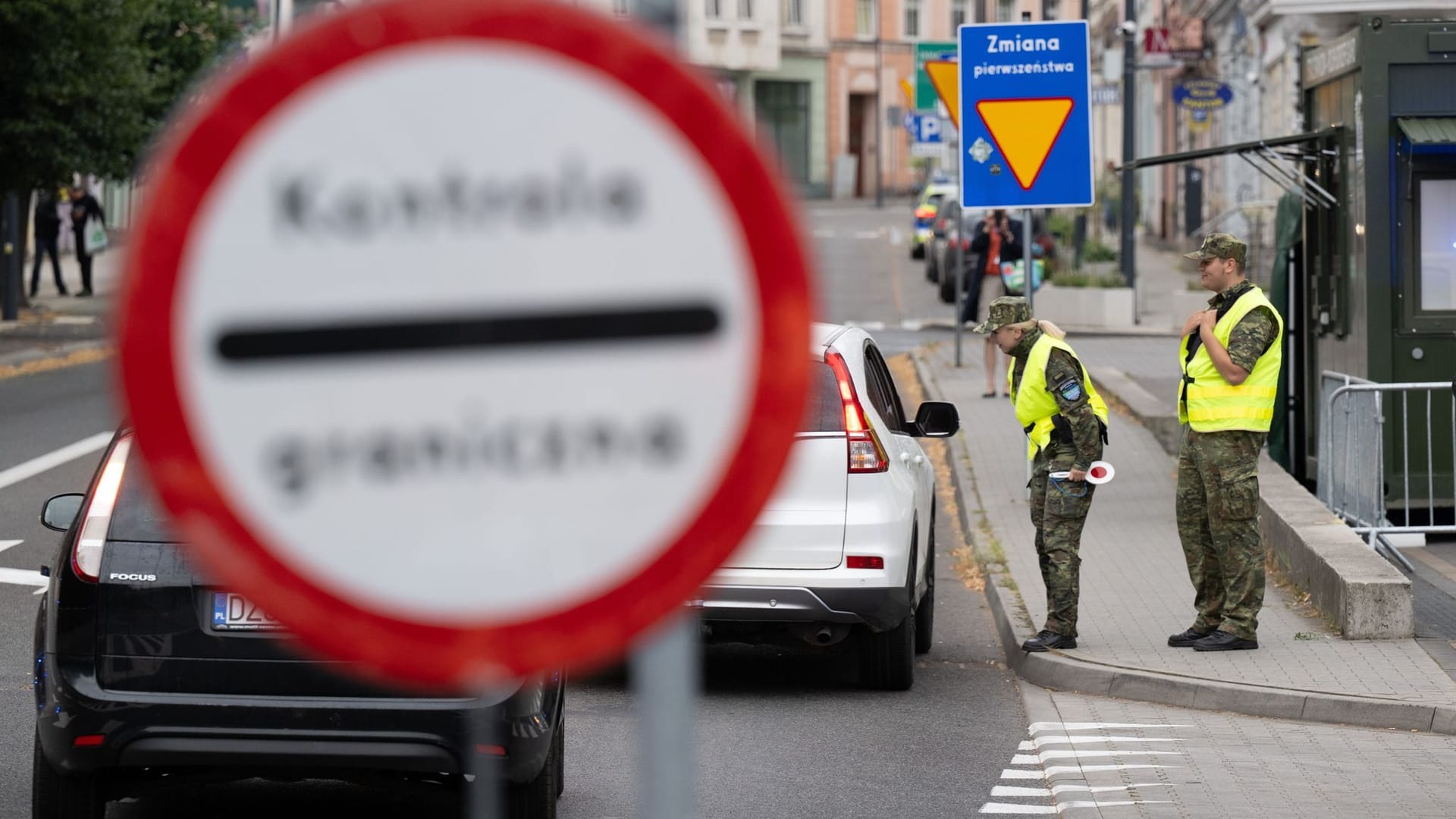 Kontrollen an der deutsch-polnischen Grenze - Zgorzelec Kontrollen an der deutsch-polnischen Grenze - Zgorzelec