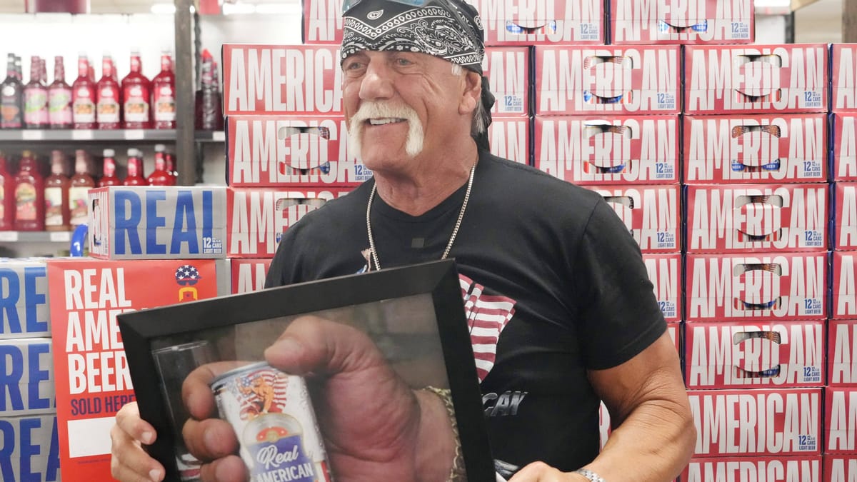 "Real American Beer": Hulk Hogan wollte vor seinem Tod Hooters übernehmen