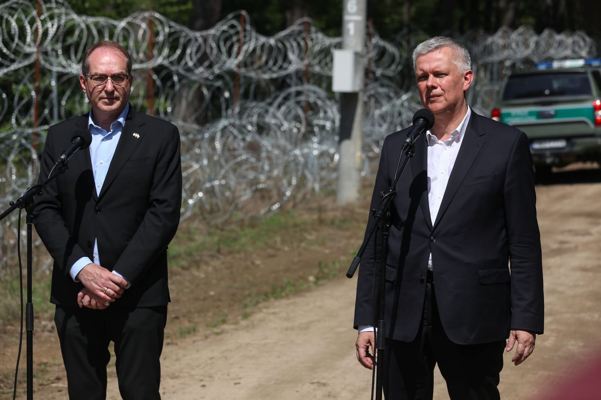 Bundesinnenminister Dobrindt besucht Polen