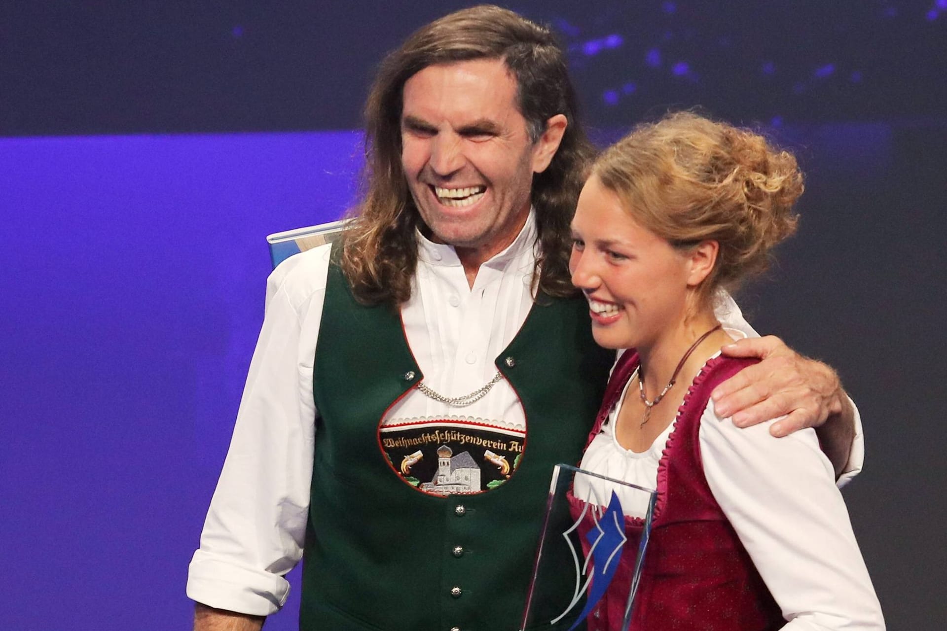 Thomas Huber (li.) und Laura Dahlmeier beim Bayerischen Sportpreis 2017: Die beiden verband eine Freundschaft.