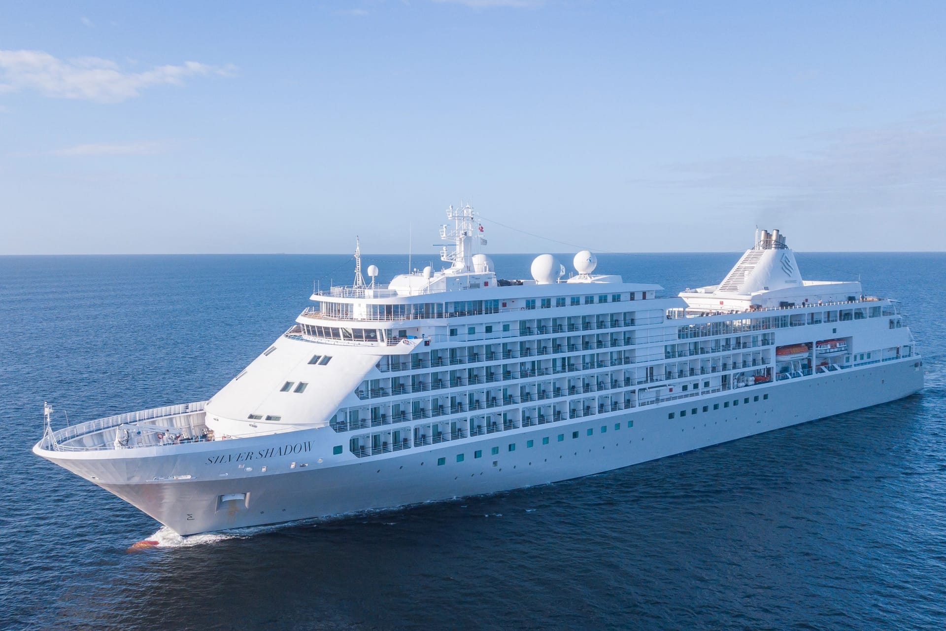 Die "Silver Shadow": Der seltene Luxusliner mit Butler-Service legt am Dienstag in der Hafencity an.