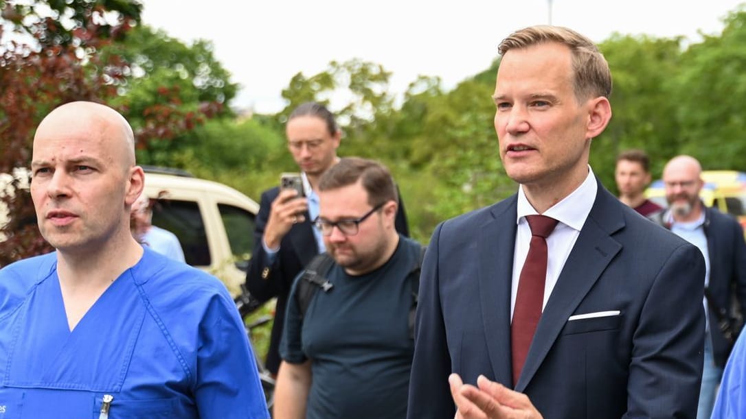 Hendrik Streeck, Bundesbeauftragte für Sucht- und Drogenfragen (Archivbild): Die Zahl der Drogentoten geht zwar zurück, doch der Experte zeigt sich alarmiert.