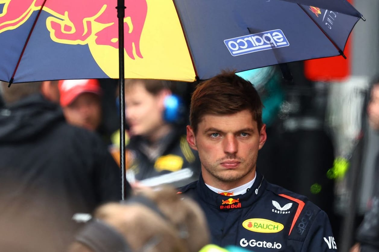 Unzufrieden: Weltmeister Max Verstappen war mit dem Abbruch des Rennstarts nicht einverstanden.