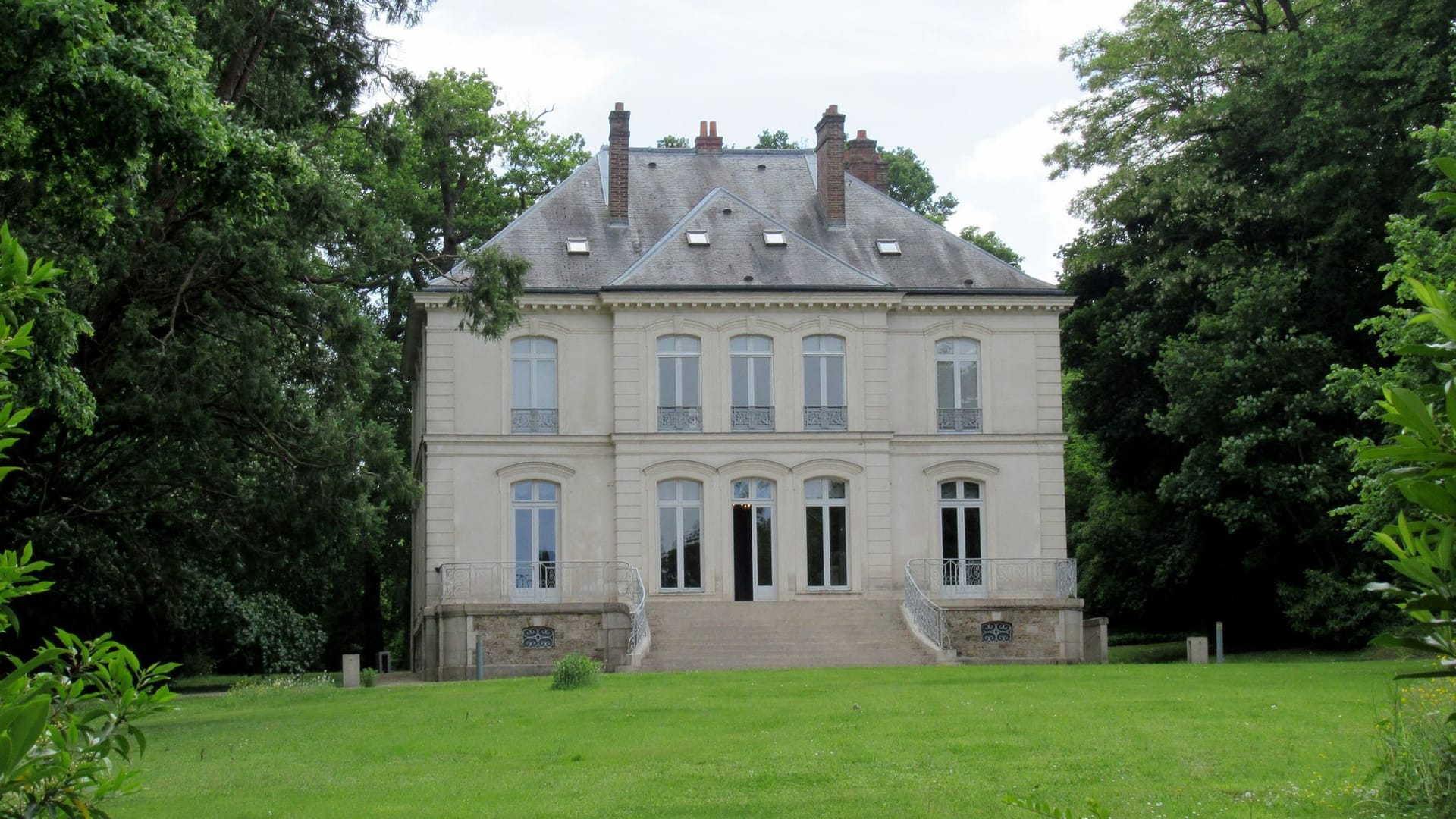 Das Anwesen von Karl Lagerfeld am Stadtrand von Paris