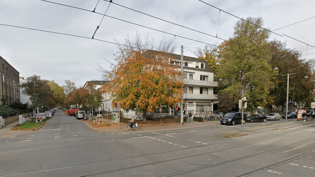 Schwachhauser Heerstraße in Höhe der Carl-Schurz-Straße: Dort kam es zum Angriff. Schwachhauser Heerstraße in Höhe der Carl-Schurz-Straße: Dort kam es zum Angriff.