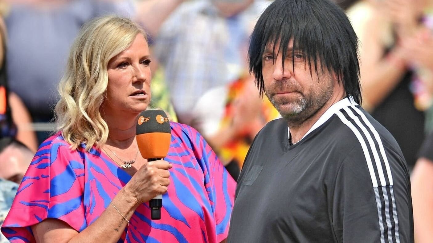 Andrea Kiewel und Ikke Hüftgold: Der Ballermannstar kritisiert das Format, das seit 25 Jahren von der Moderatorin geleitet wird.