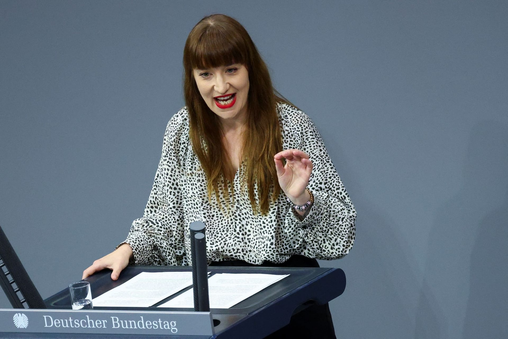 Heidi Reichinnek: Die Linken-Politikerin bei der Generaldebatte im Bundestag. Heidi Reichinnek: Die Linken-Politikerin bei der Generaldebatte im Bundestag.