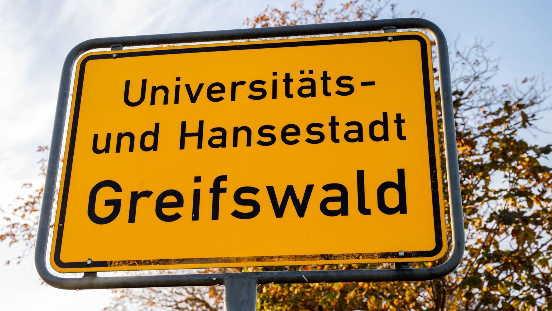 Ortsschild Greifswald.