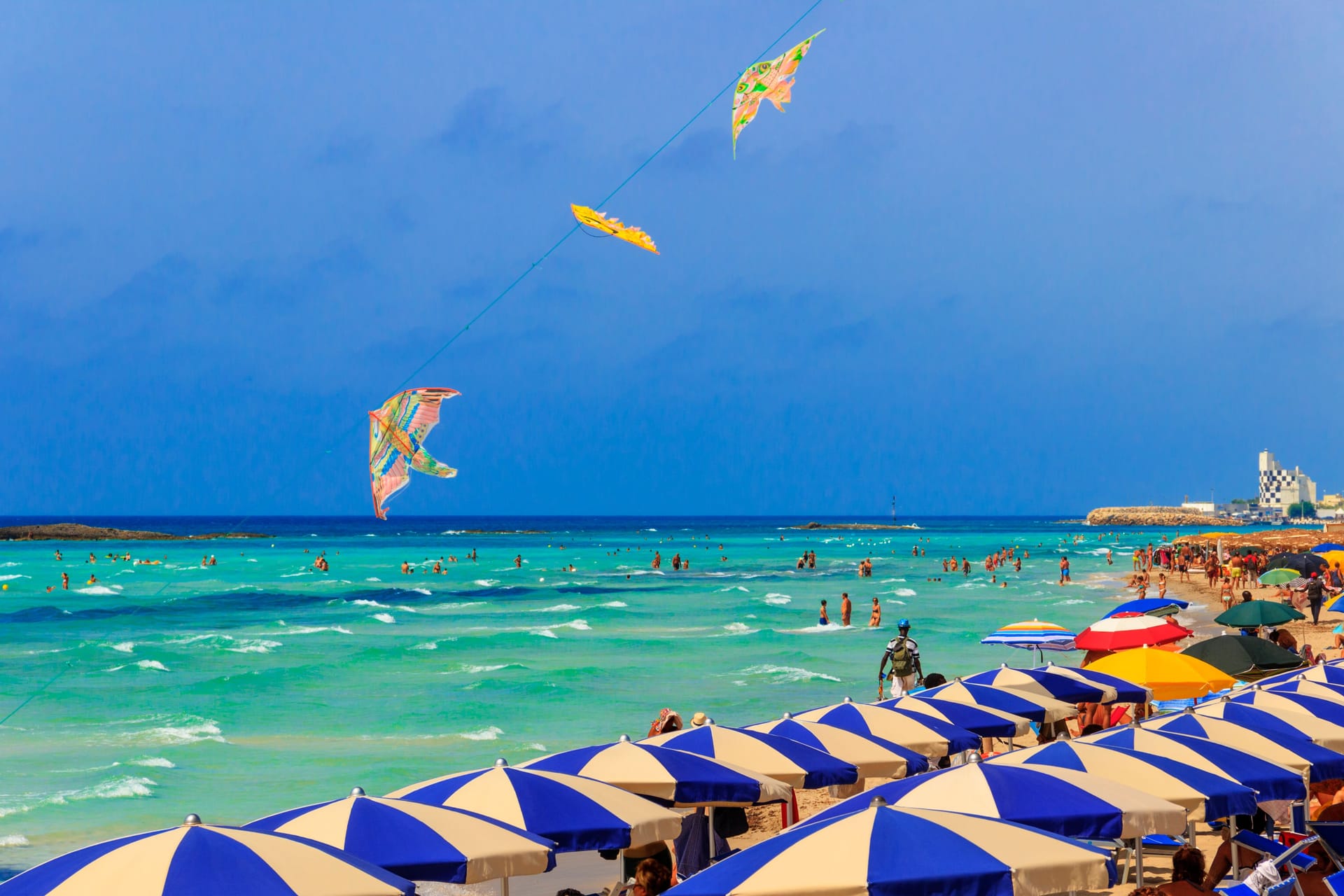 Der Strand von Torre San Giovanni: Hier starb am Montag eine 19-Jährige beim Baden.