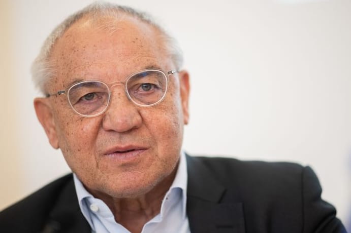 Felix Magath kritisiert die Club-WM.