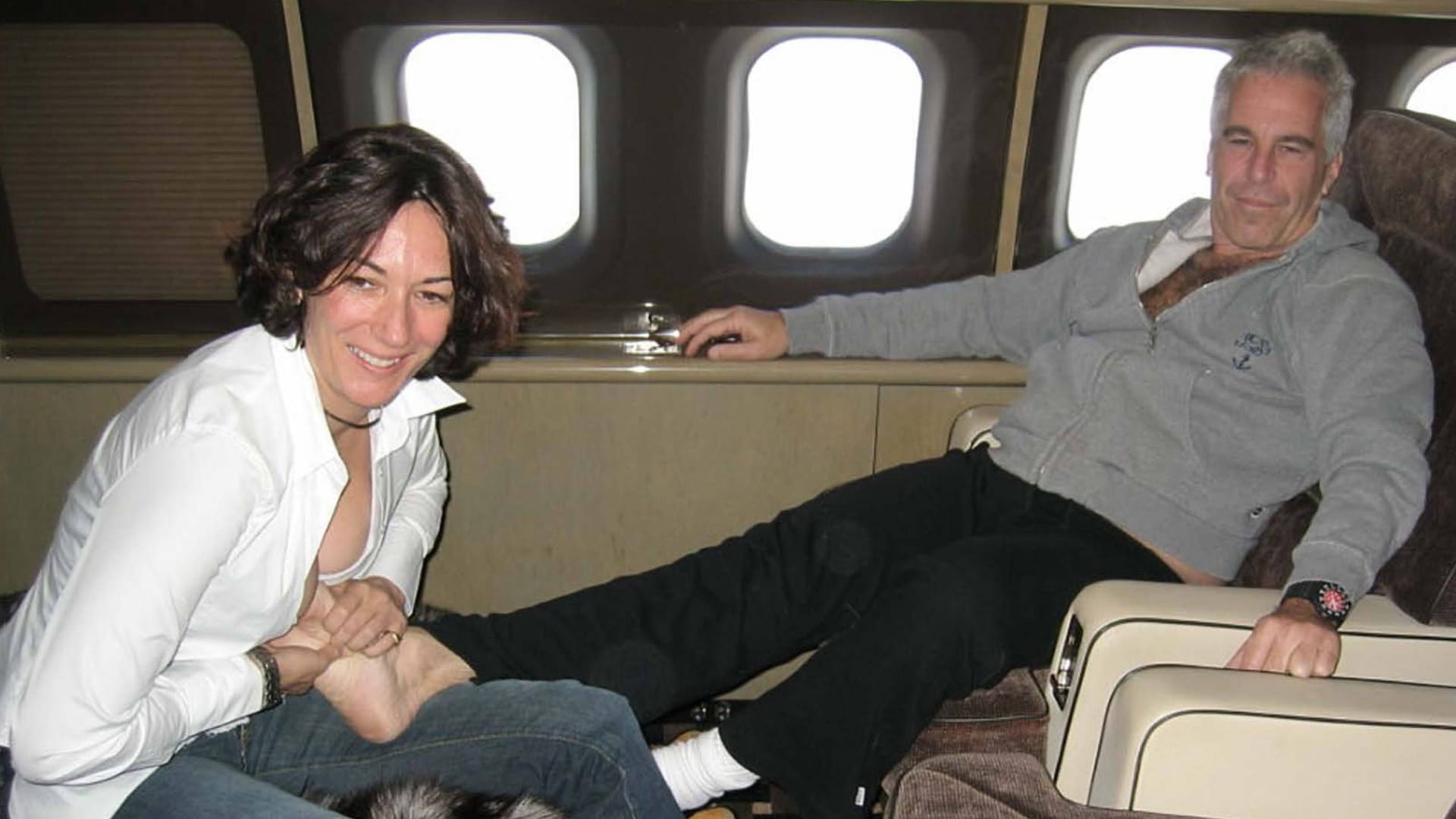 Ghislaine Maxwell und Jeffrey Epstein im Privatet: Trumps Verbindungen könnten noch größer sein.