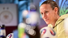 Torfrau Berger: Für den Opa bis ins EM-Finale