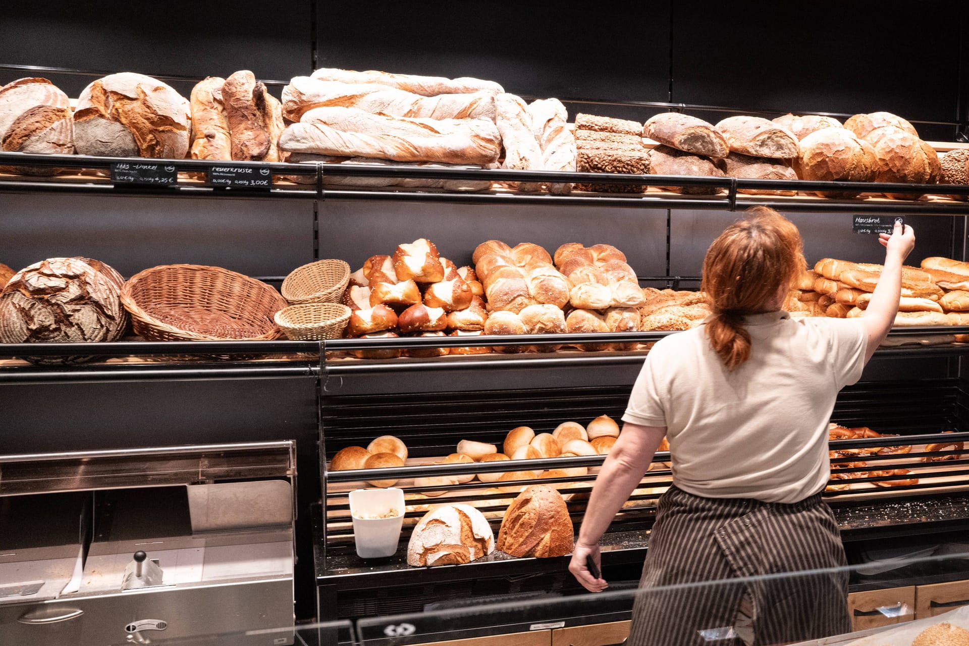 Brotauswahl in einer Bäckerei (Symbolbild): Besonders der Umsatz von klassischen Bäckereien ist in den vergangenen Jahren zurückgegangen. Brotauswahl in einer Bäckerei (Symbolbild): Besonders der Umsatz von klassischen Bäckereien ist in den vergangenen Jahren zurückgegangen.