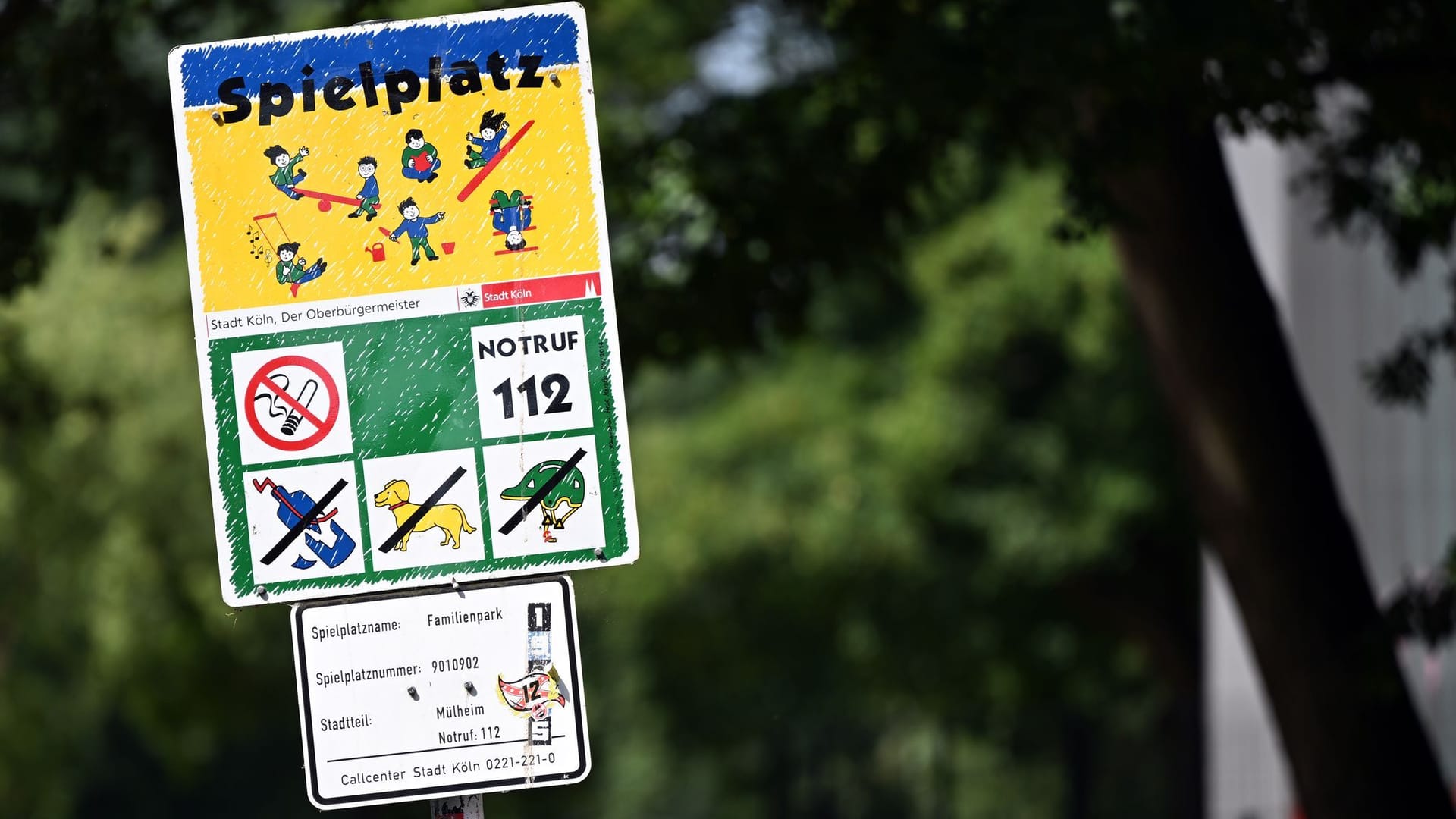 Streit um geplante Spielplatz-Umbenennung in Köln Streit um geplante Spielplatz-Umbenennung in Köln