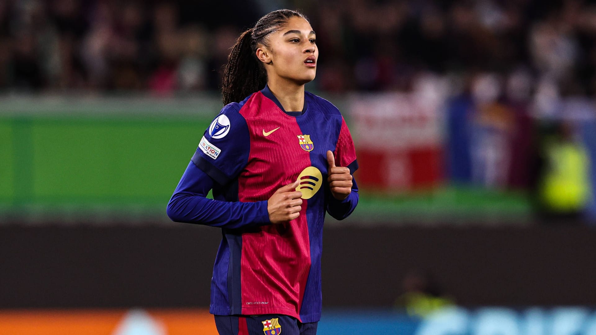 Die Schweizerin Sydney Schertenleib kennt viele Spanien-Stars vom FC Barcelona.