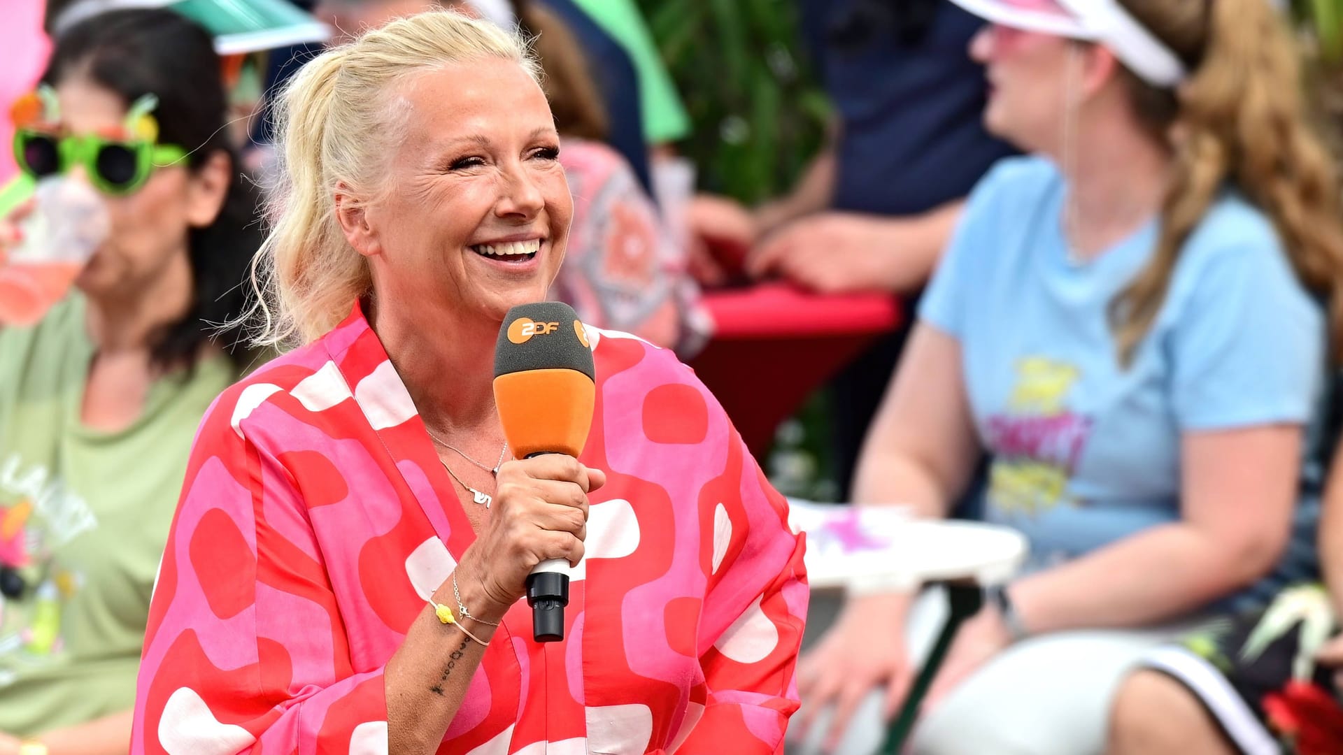 Andrea Kiewel: Sie moderiert den "Fernsehgarten" seit 25 Jahren.